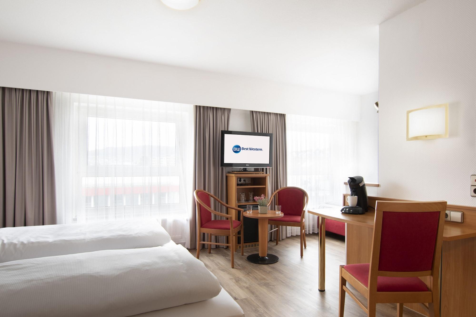 Western Queens Pforzheim-niefern Hotel 4*