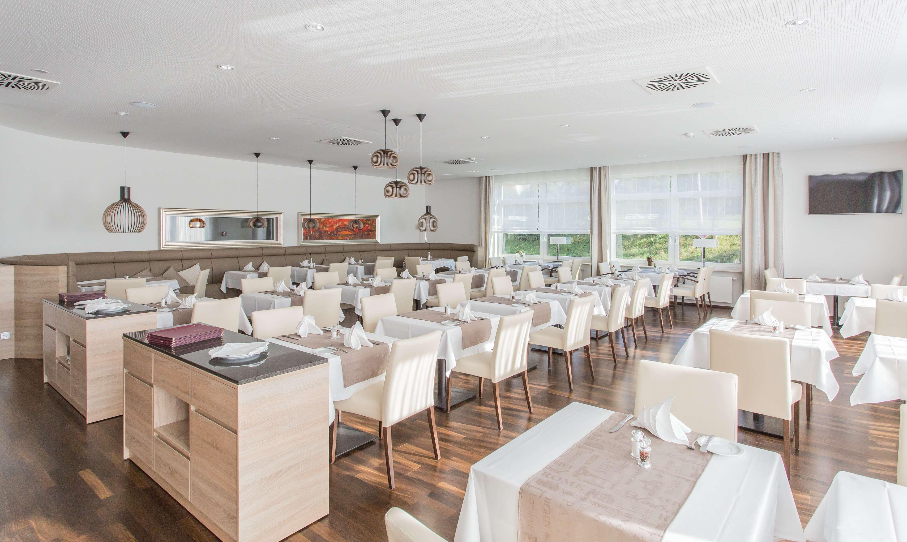 Western Queens Pforzheim-niefern Hotel 4*